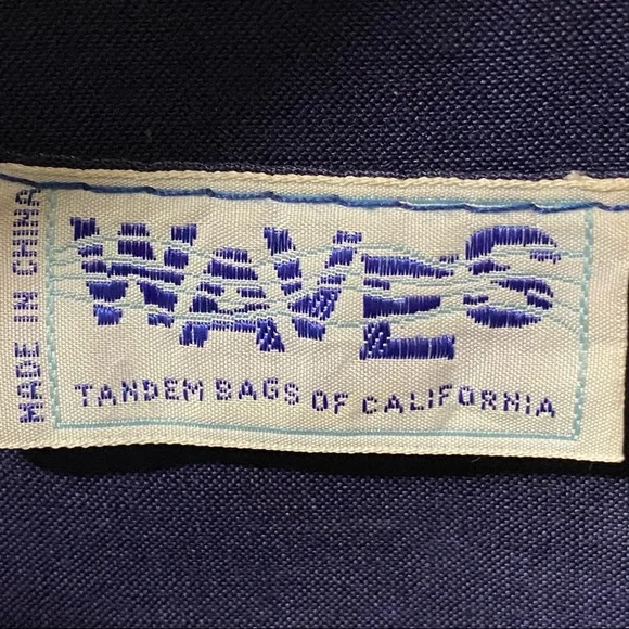 WAVES Lilac and Purple Straw Crossbody Clutch Bag - Picture 10 of 11